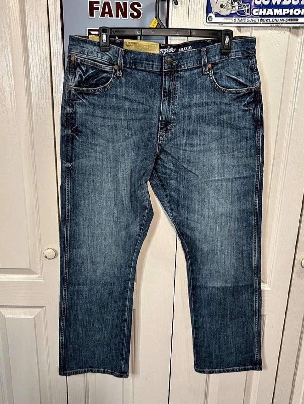 Wrangler Retro Relaxed Boot Bootcut Jeans Blue Waist 38 x 32 NWT